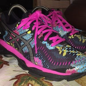 ASICS gel-kayano running shoes sz 8.5 woman’s